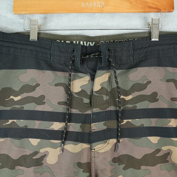 Old Navy California Board Shorts Mens 38x9 Camo Swimwear Beach Stretch - Picture 3 of 10